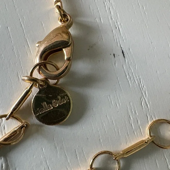 Stella & Dot Gold Rebel Pendant - Picture 4 of 4